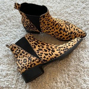 Steve Madden calf hair booties. Size 8